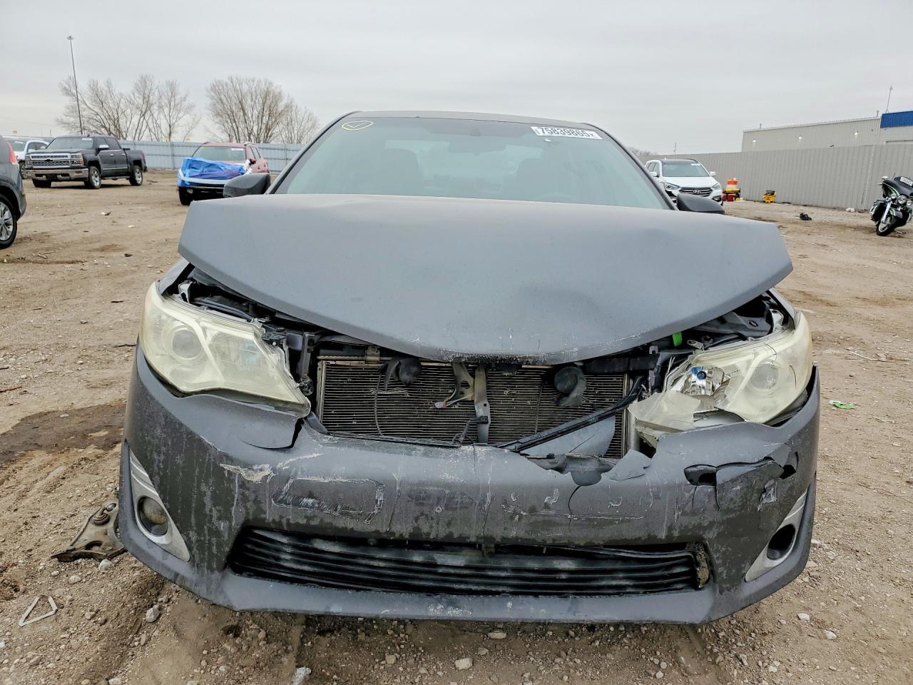 2014 Toyota Camry L - Фото 5