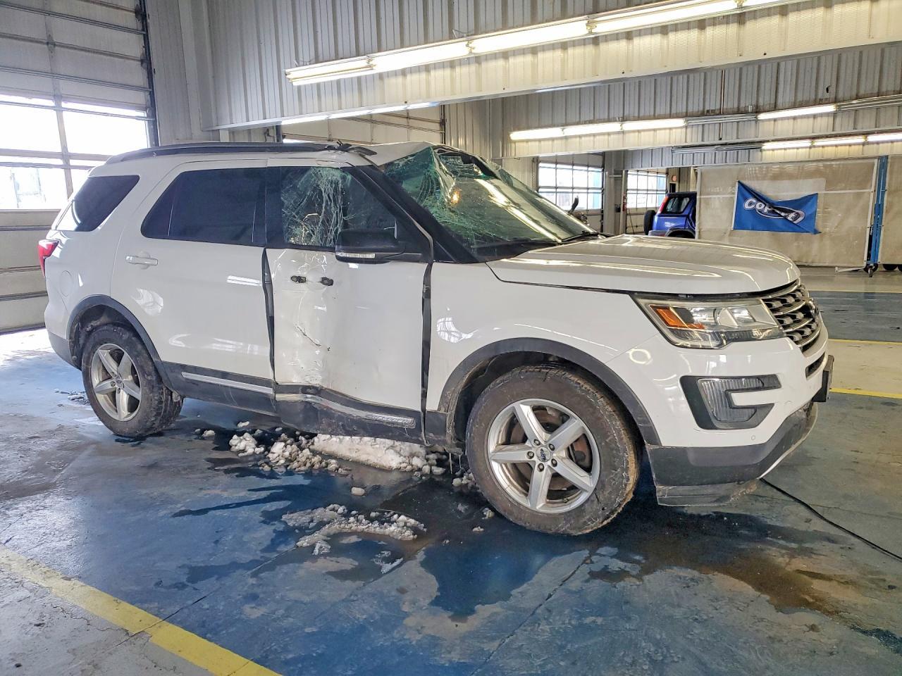 2016 Ford Explorer Xlt - Image 4