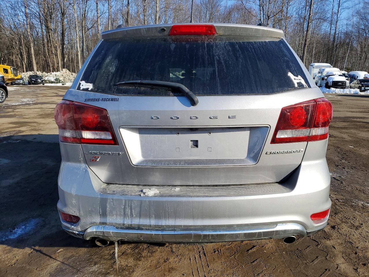 2018 Dodge Journey Crossroad - Фото 6