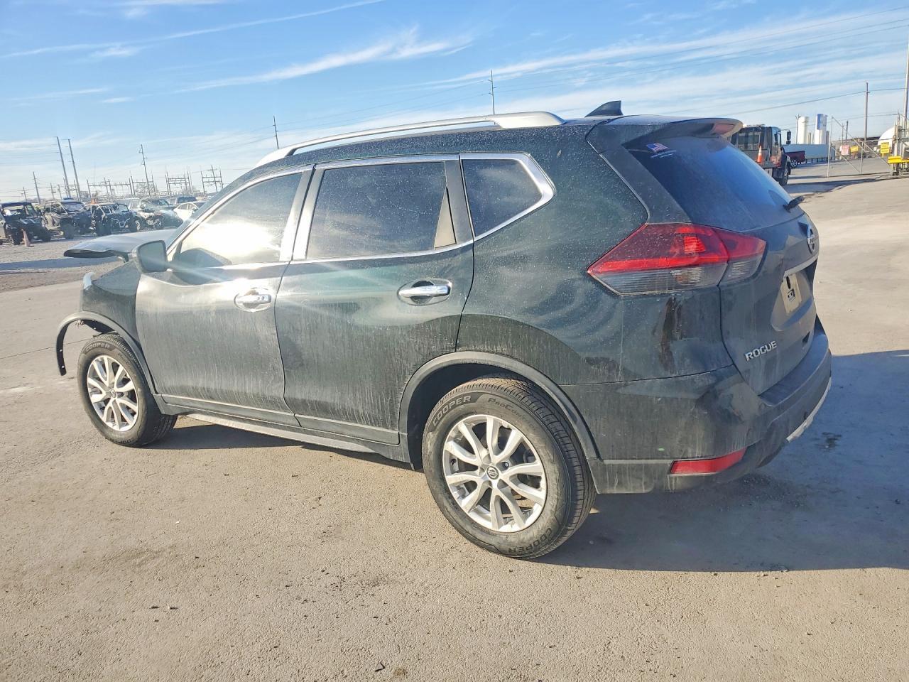 2019 Nissan Rogue S - Фото 2