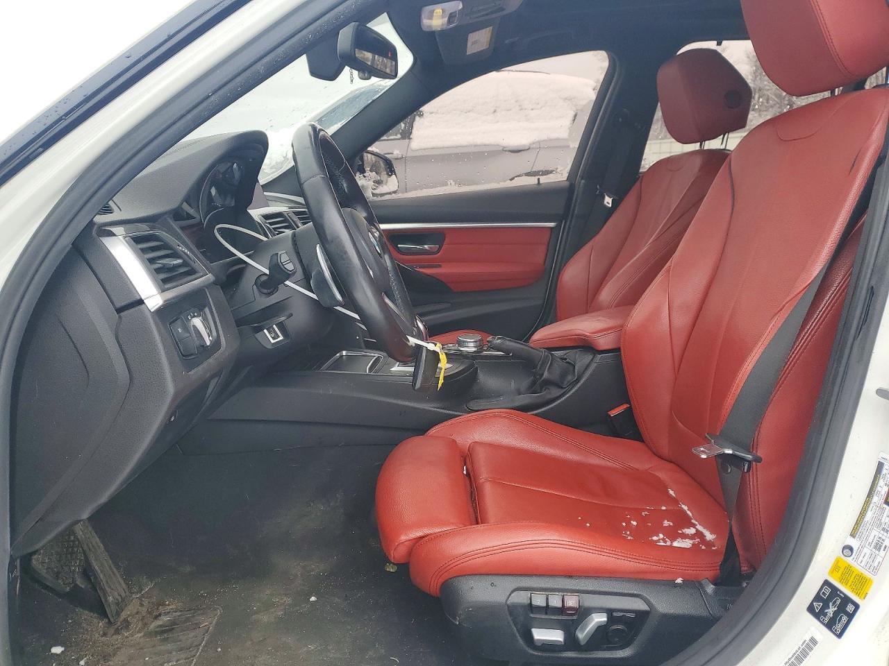 2018 BMW 330 Xi - Фото 7