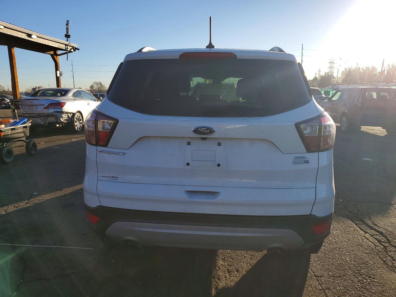 2018 Ford Escape Sel - Фото 6
