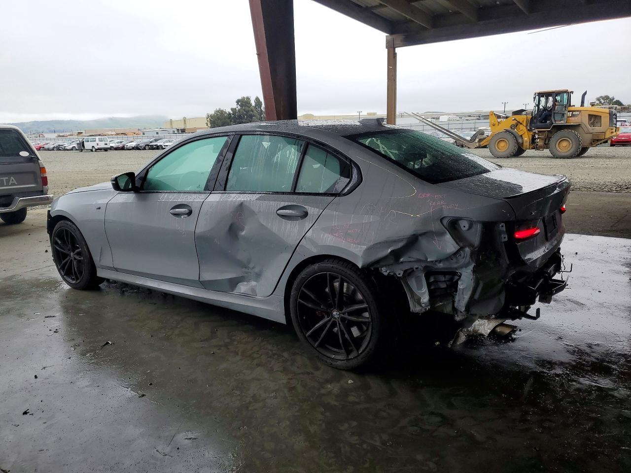 2024 BMW M340Xi - Фото 2