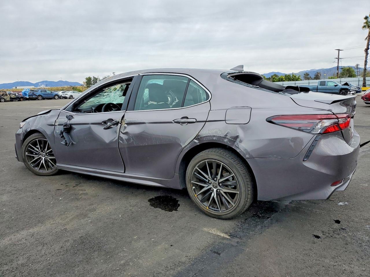 2024 Toyota Camry Se Night Shade - Image 2