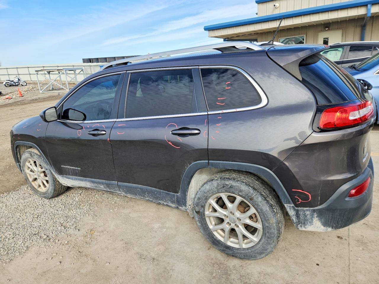 2015 Jeep Cherokee Latitude - Фото 2