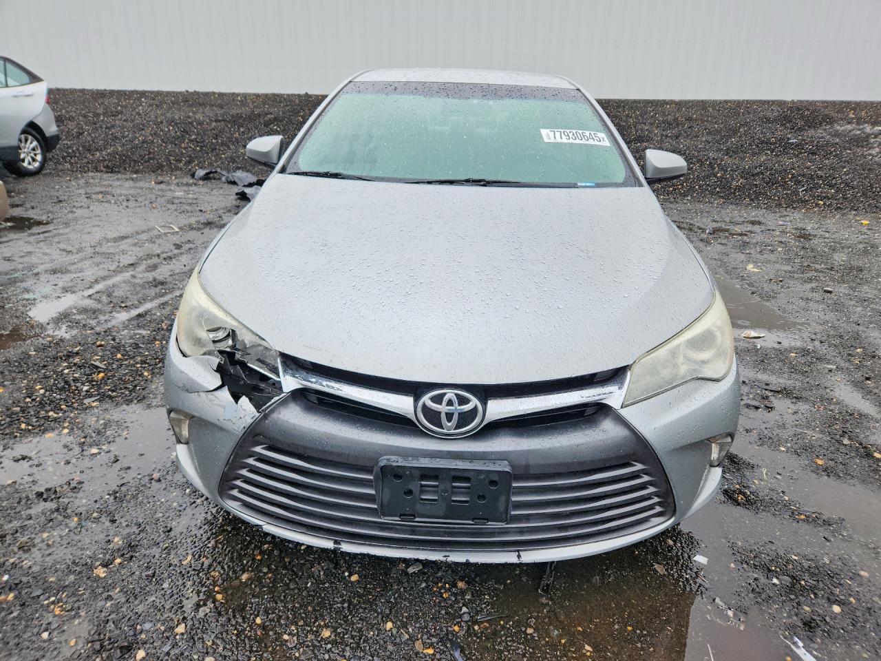 2016 Toyota Camry Le - Фото 5