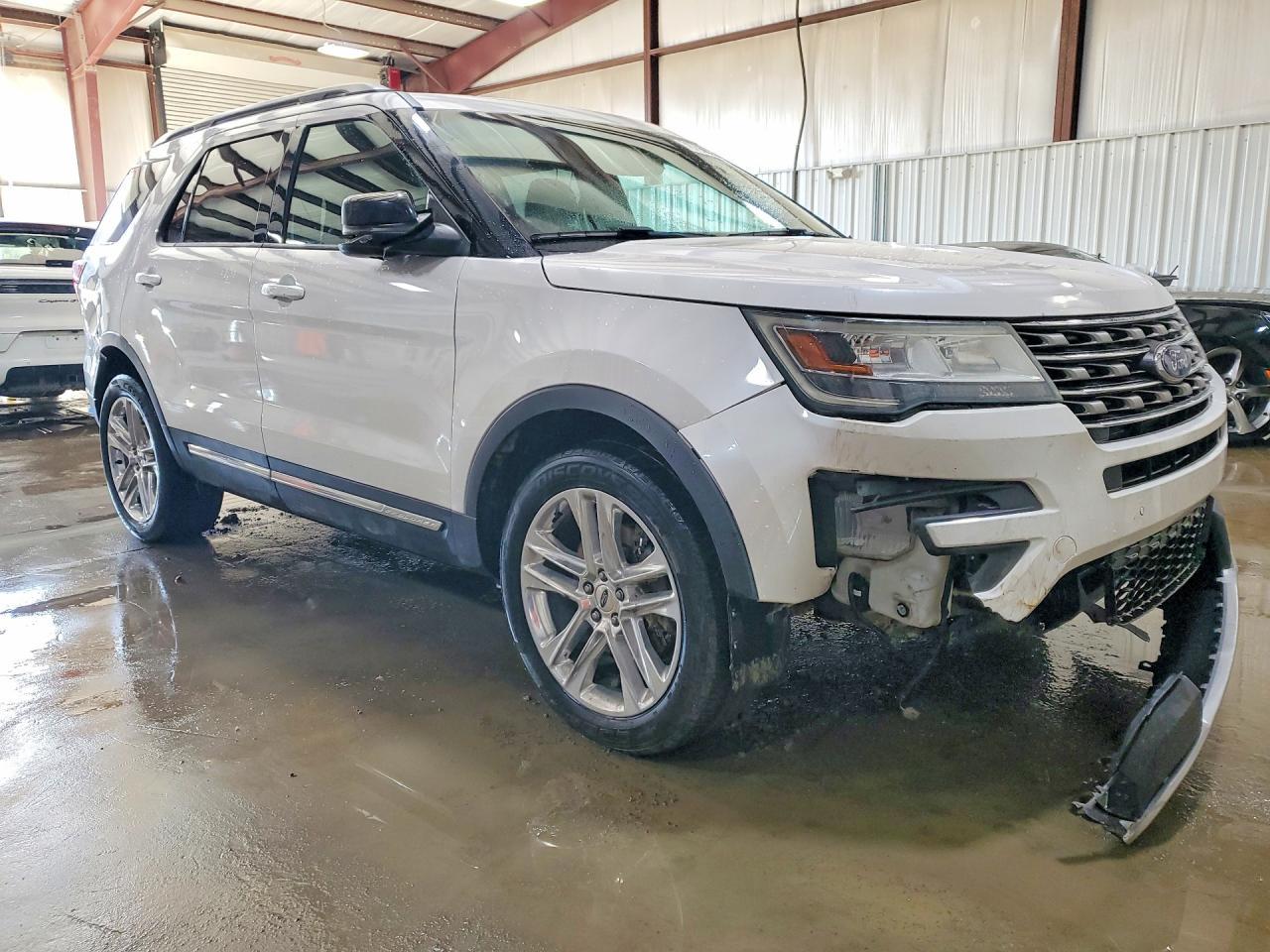 2017 Ford Explorer Xlt - Фото 4