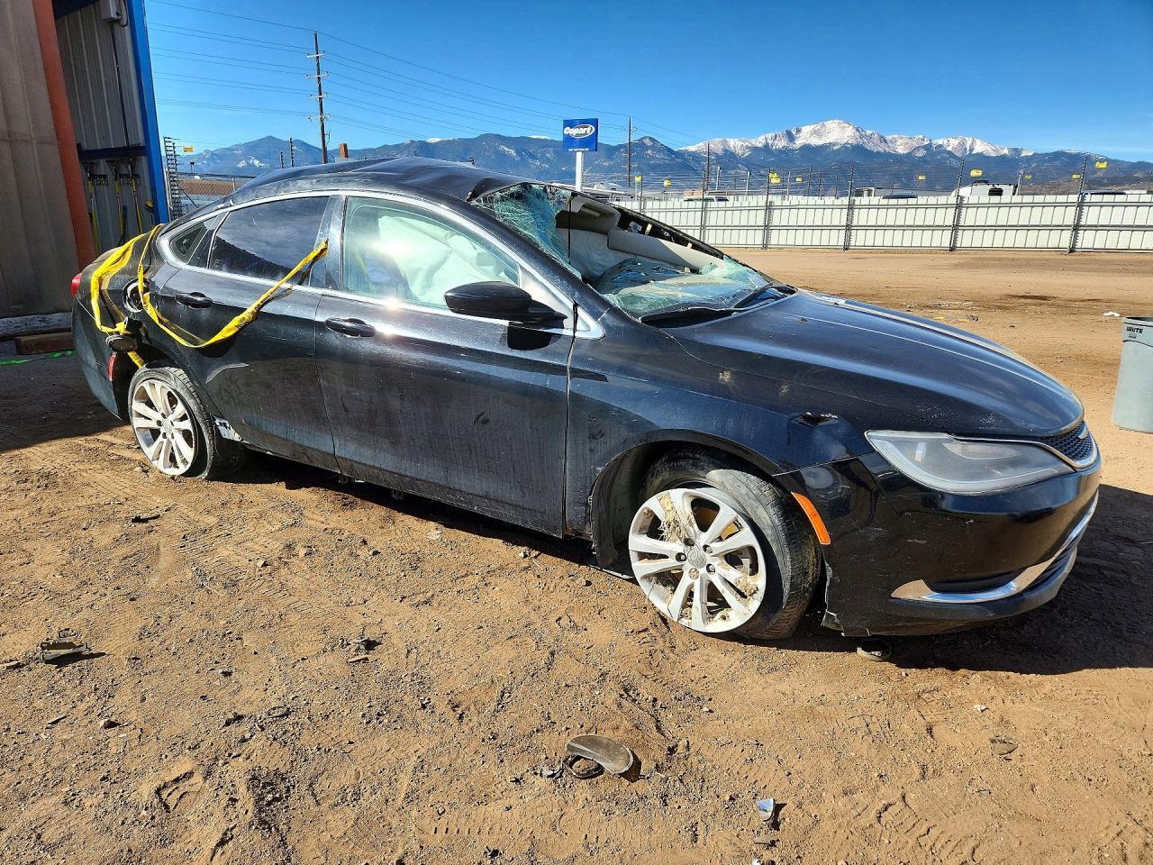 2015 Chrysler 200 Limited - Фото 4