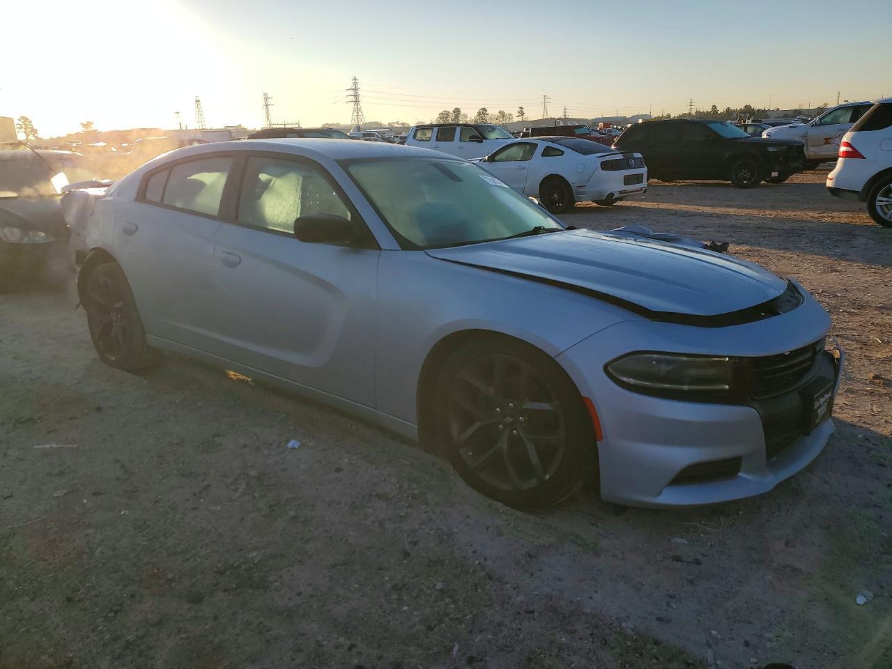 2019 Dodge Charger Sxt - Фото 4