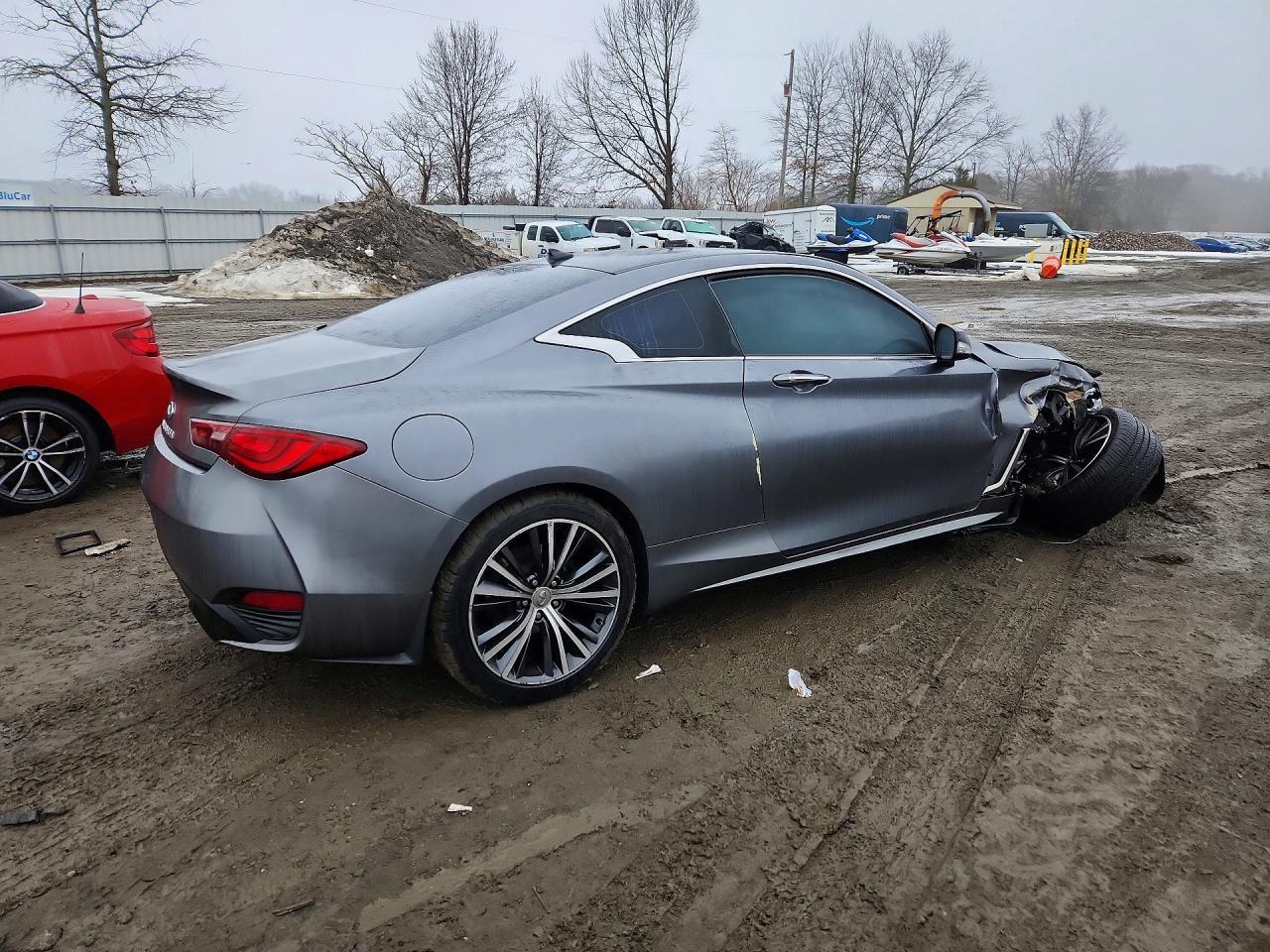 2017 Infiniti Q60 Premium - Фото 3