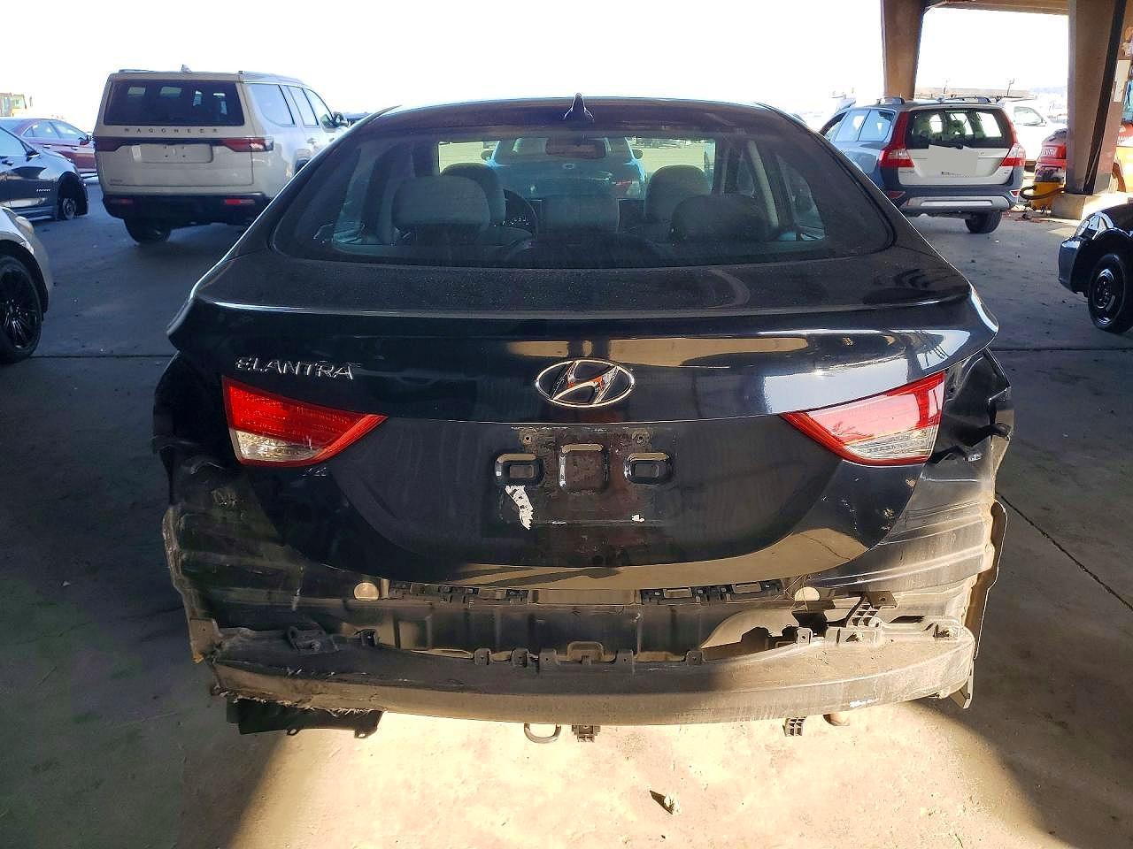 2013 Hyundai Elantra Gls - Image 6