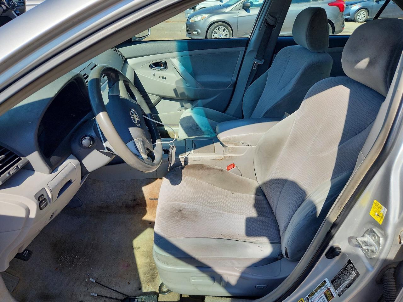 2011 Toyota Camry Le - Фото 7