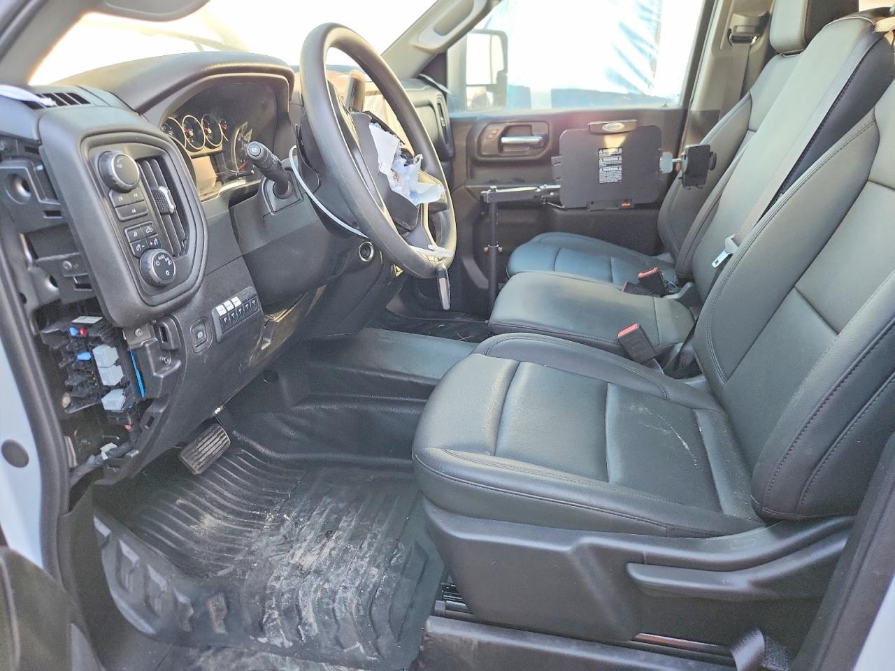 2024 Chevrolet Silverado K3500 - Фото 7