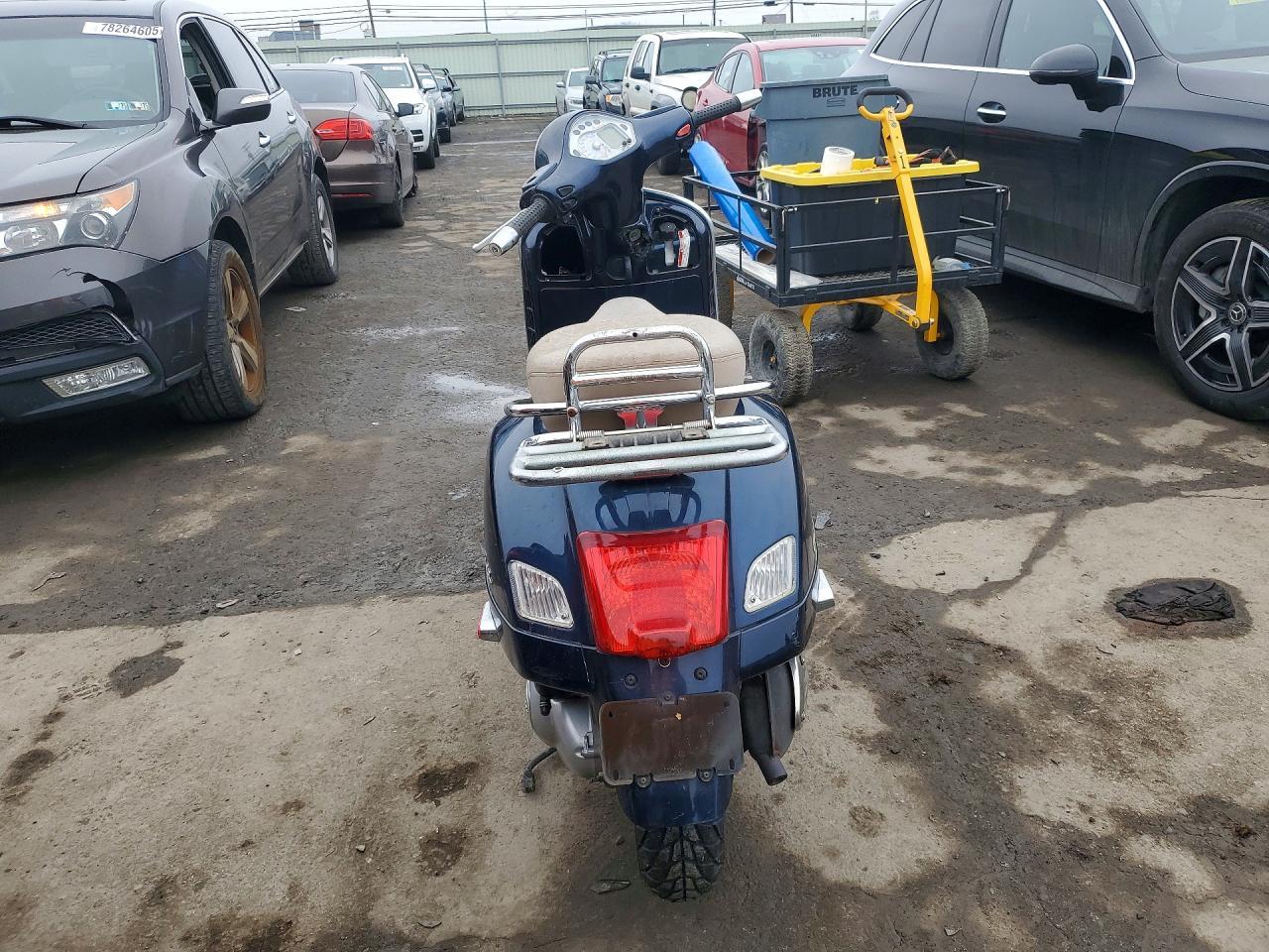 2008 Vespa Gts 250 - Image 4