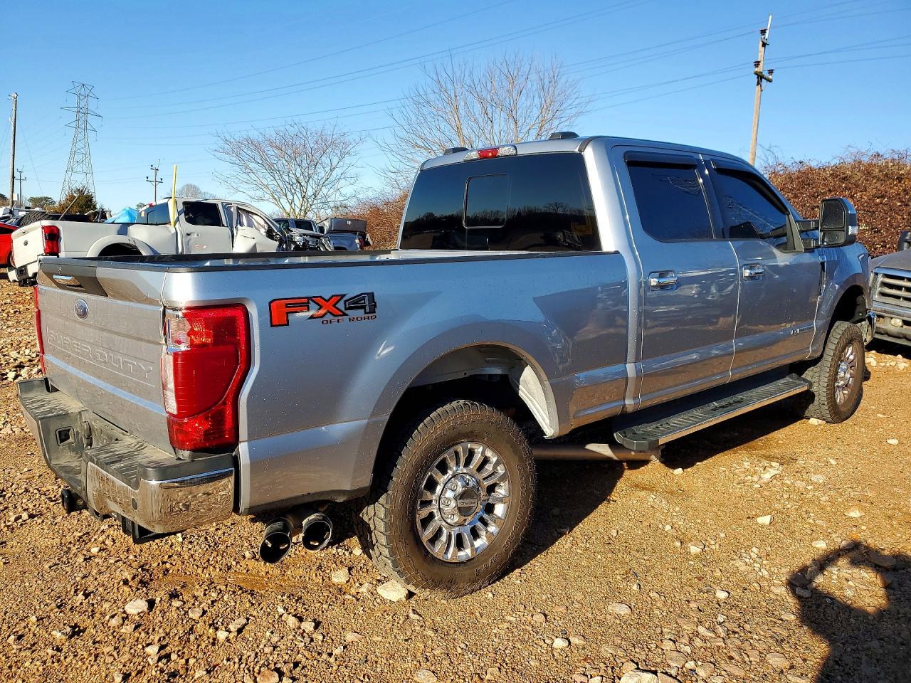 2022 Ford F250 Super Duty - Фото 3