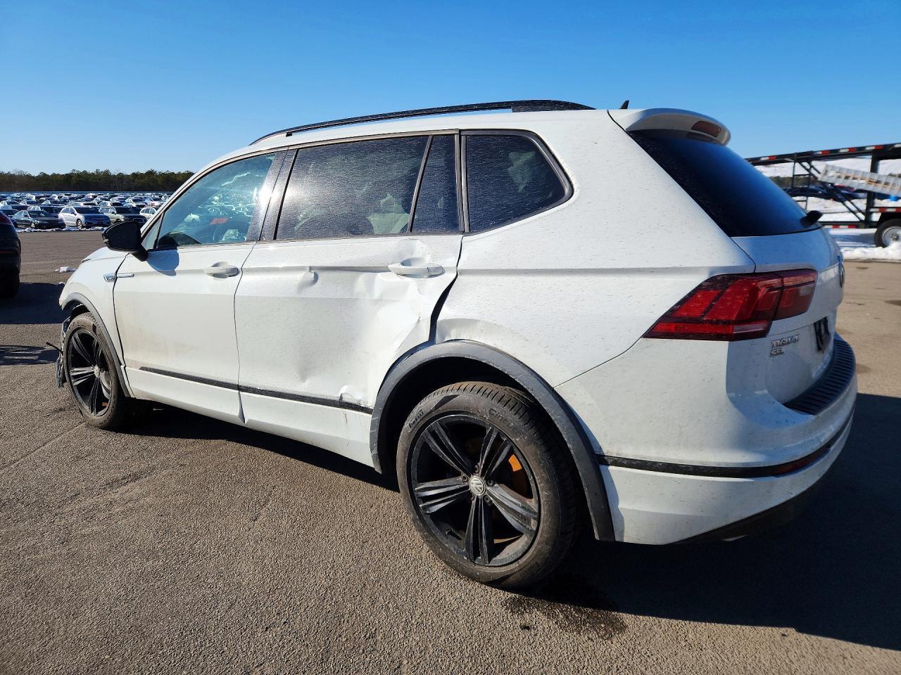 2019 Volkswagen Tiguan Se - Image 2