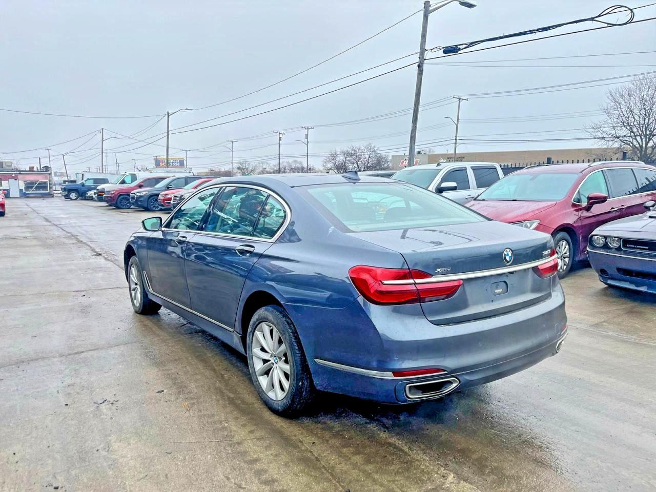 2018 BMW 740 Xi - Фото 3