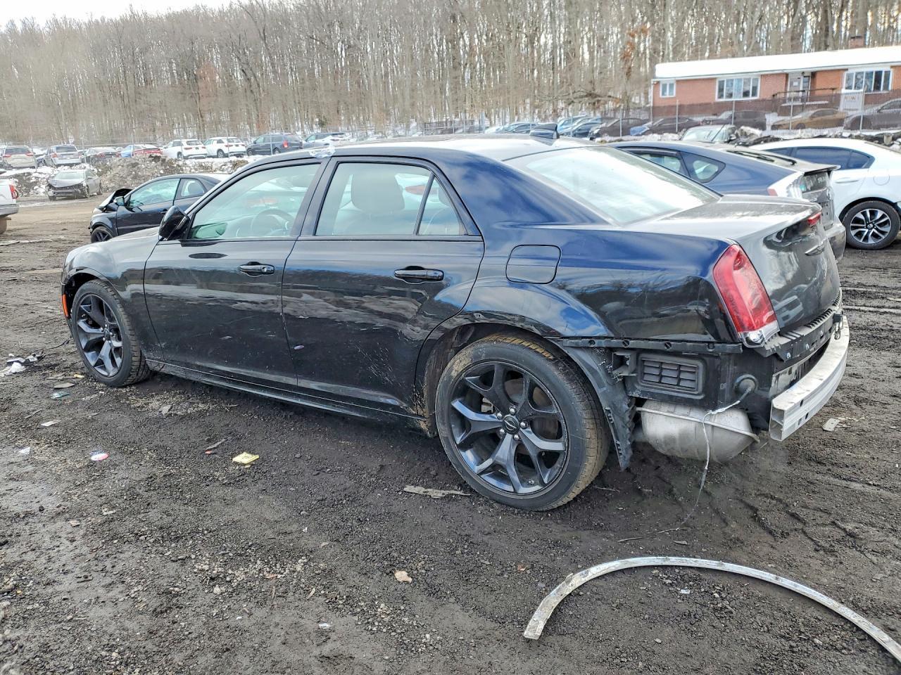 2023 Chrysler 300 Touring L - Image 2