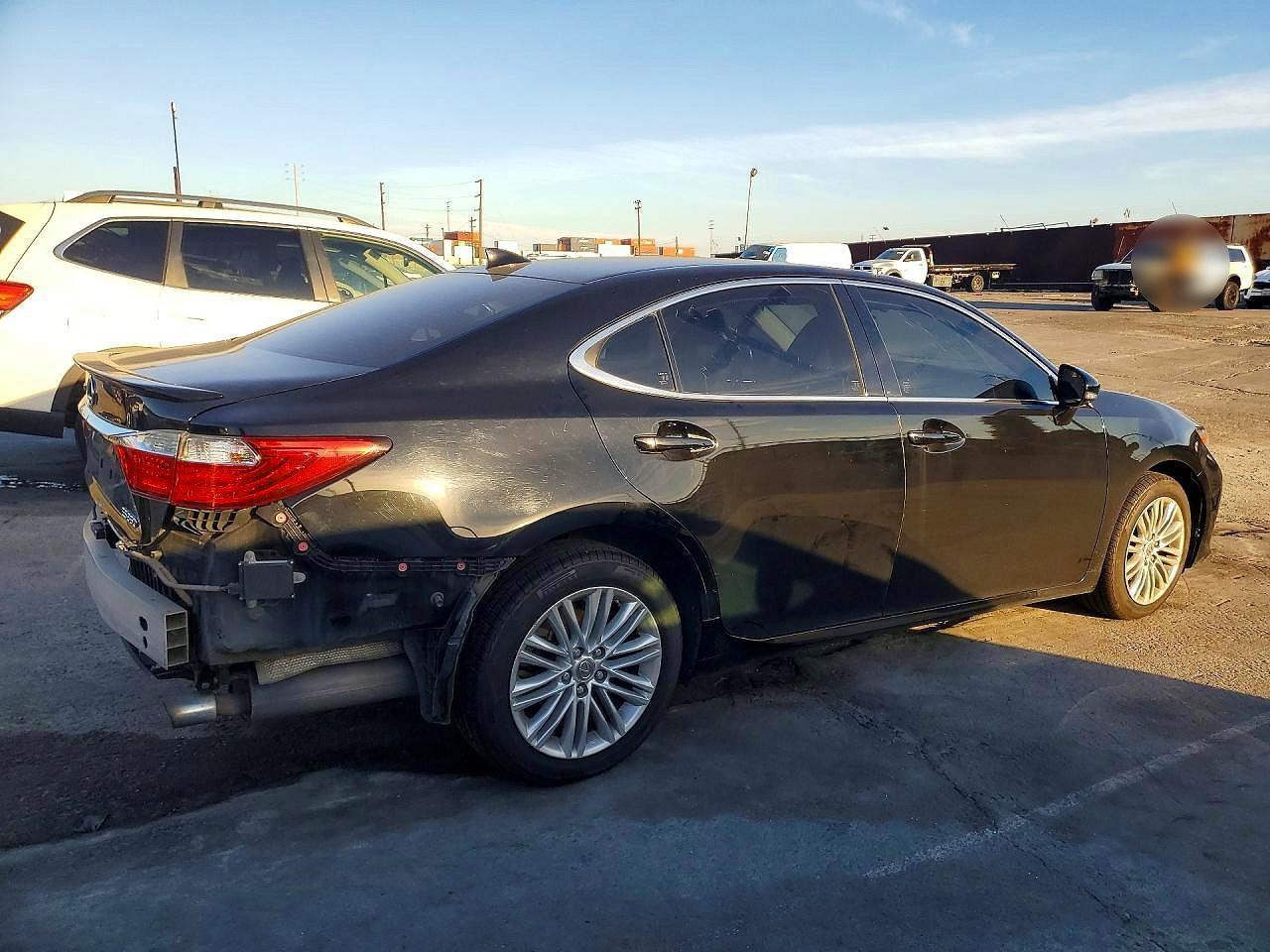 2015 Lexus Es 350 Base - Image 3