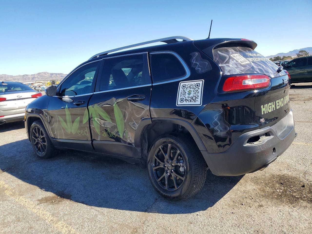 2018 Jeep Cherokee Latitude Plus - Image 2