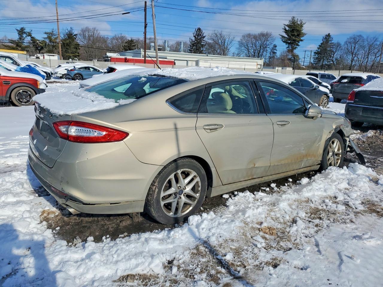 2015 Ford Fusion Se - Фото 3