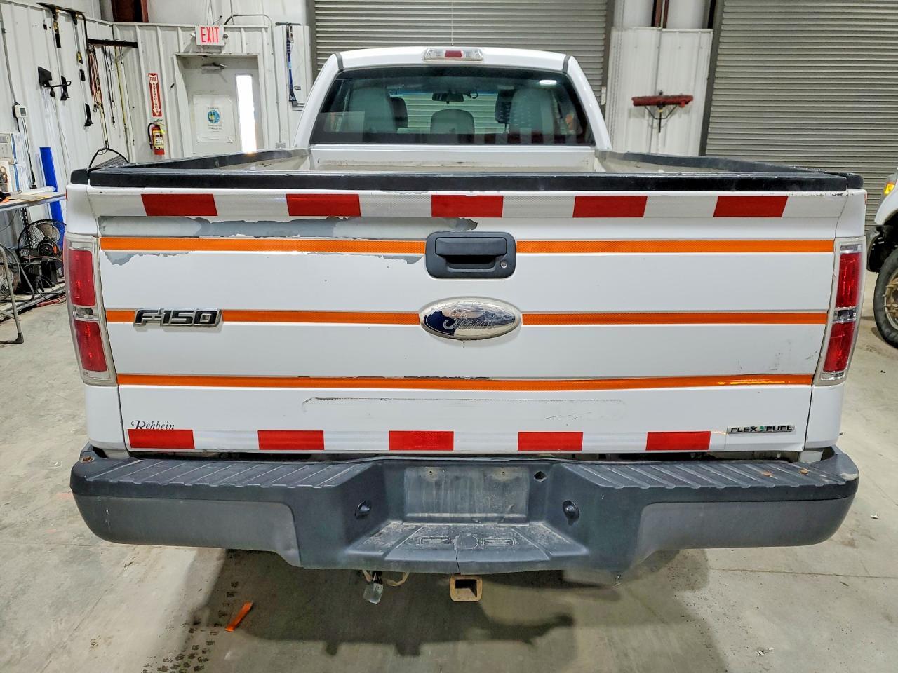 2011 Ford F150 Super Cab - Фото 6