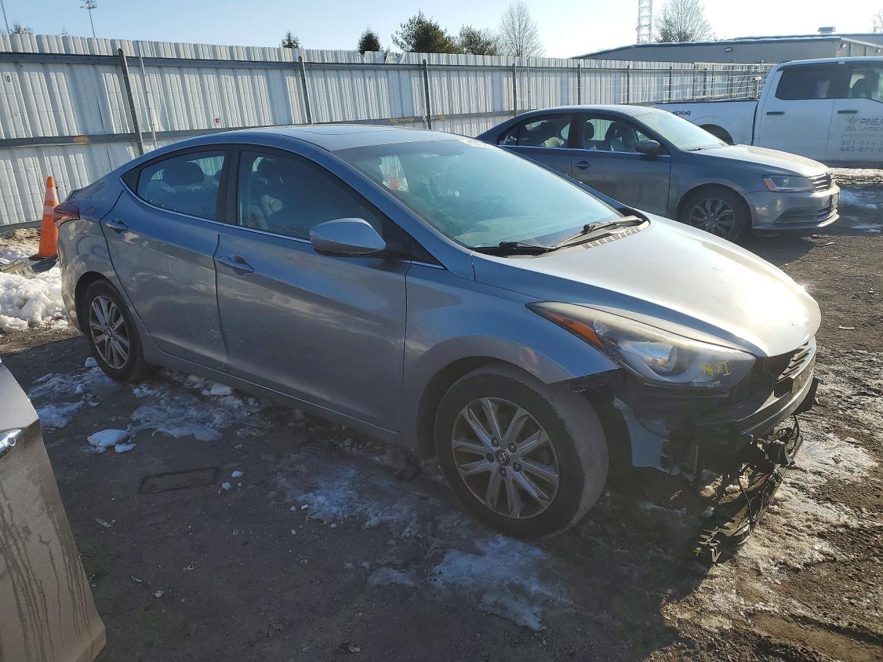 2015 Hyundai Elantra Se - Image 4