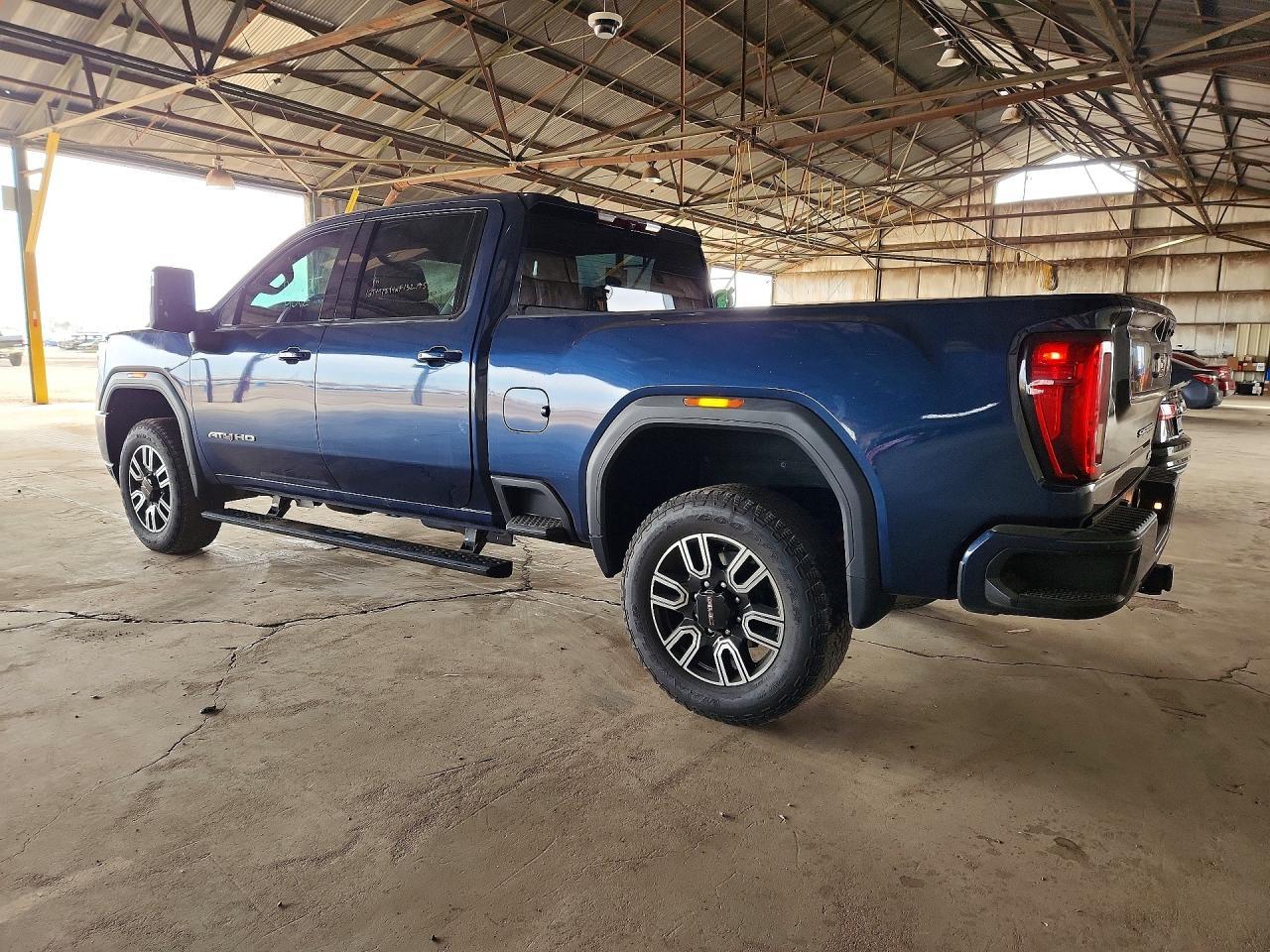 2022 GMC Sierra K2500 At4 - Image 2