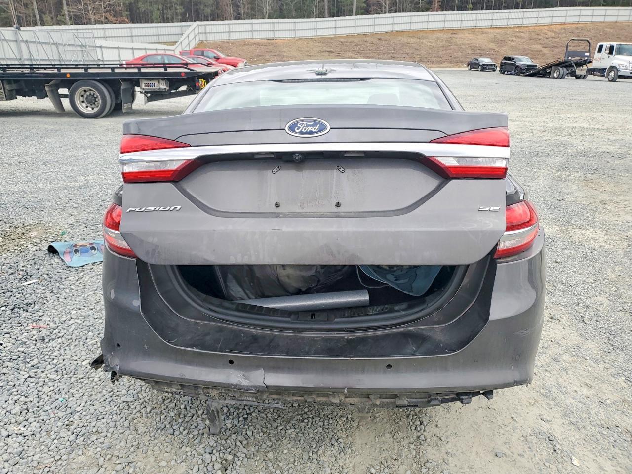 2017 Ford Fusion Se - Фото 6