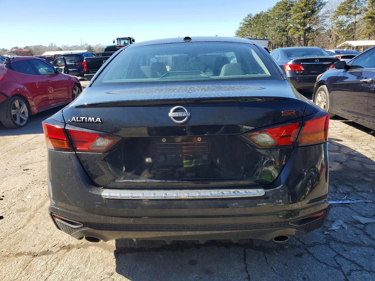 2023 Nissan Altima Sr - Image 6