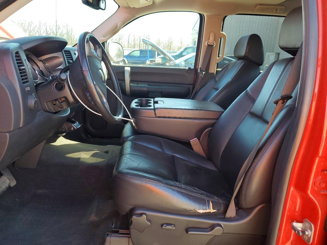 2008 Chevrolet Silverado K1500 - Image 7