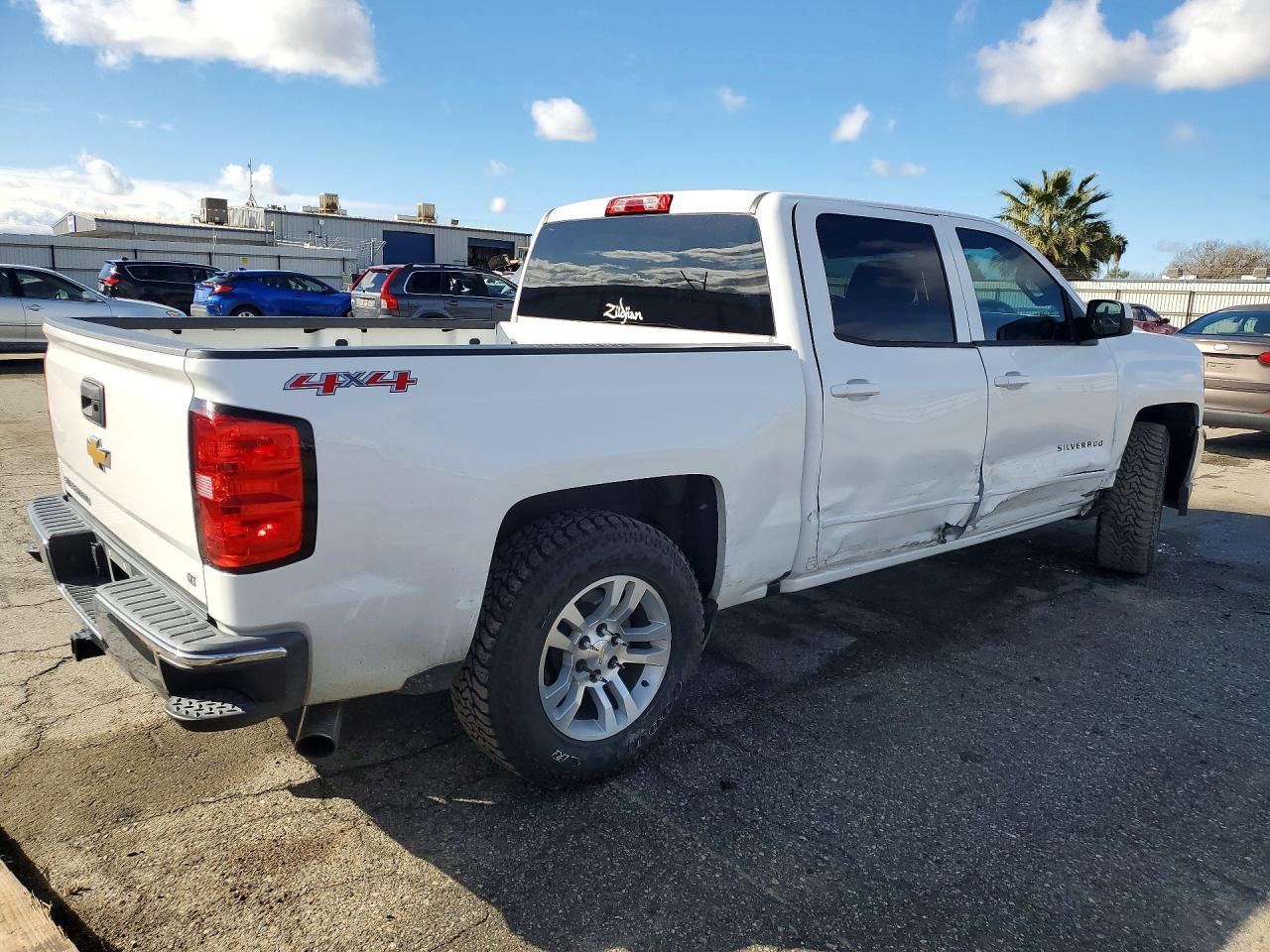 2017 Chevrolet Silverado K1500 Lt - Фото 3