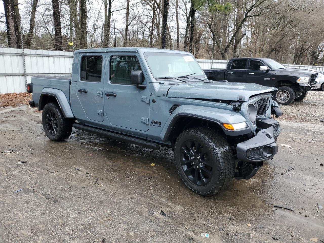 2025 Jeep Gladiator Sport - Image 4
