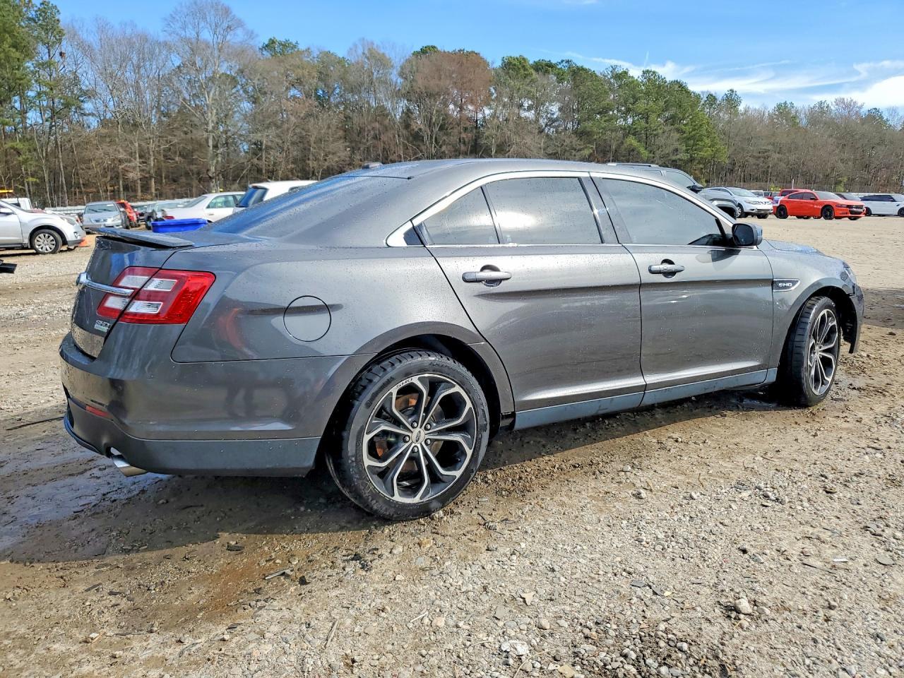 2018 Ford Taurus Sho - Фото 3