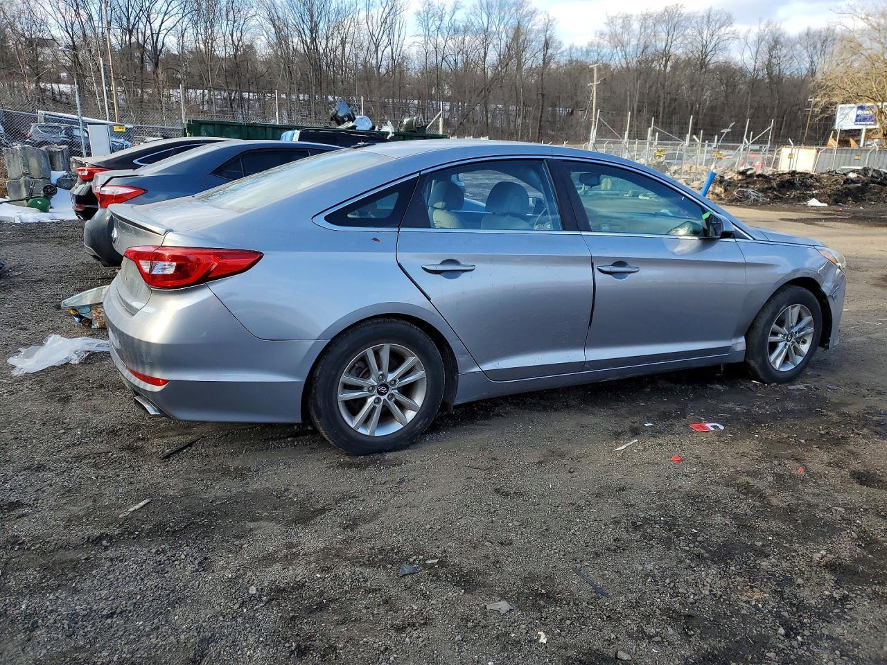 2016 Hyundai Sonata Se - Фото 3