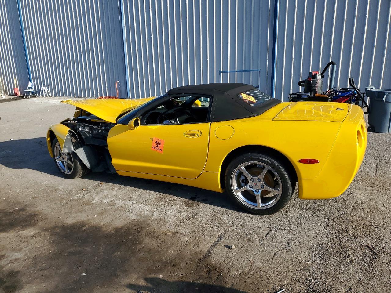 2002 Chevrolet Corvette - Image 2