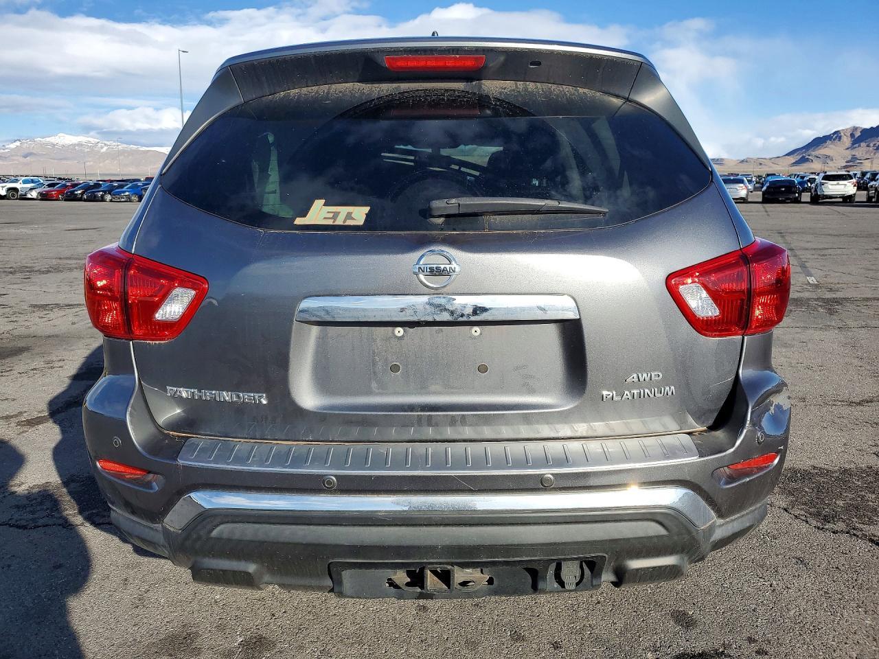 2018 Nissan Pathfinder S - Фото 6