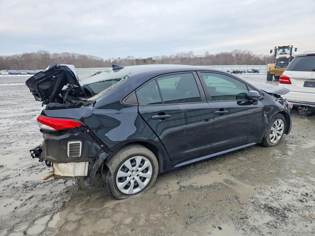 2023 Toyota Corolla Le - Image 3
