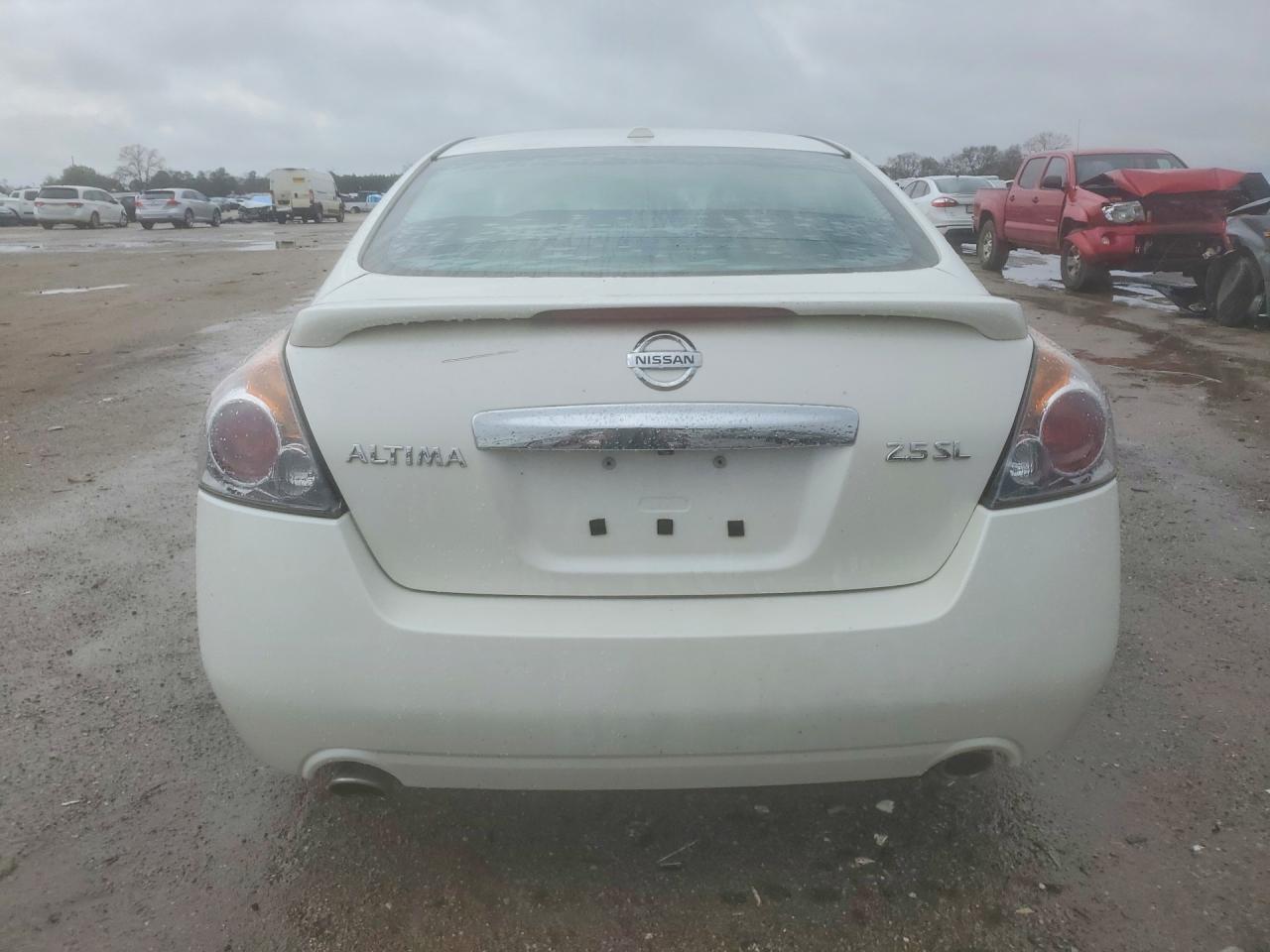2011 Nissan Altima Base - Фото 6