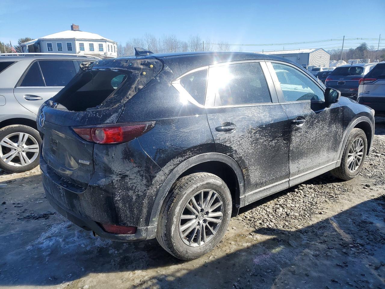2017 Mazda Cx-5 Touring - Image 3