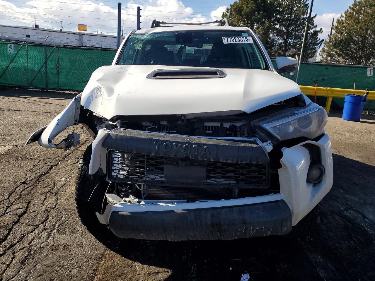 2023 Toyota 4Runner Se - Image 5