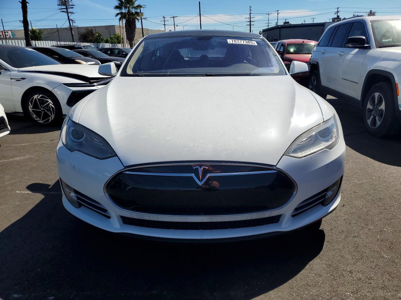 2014 Tesla Model S - Фото 5