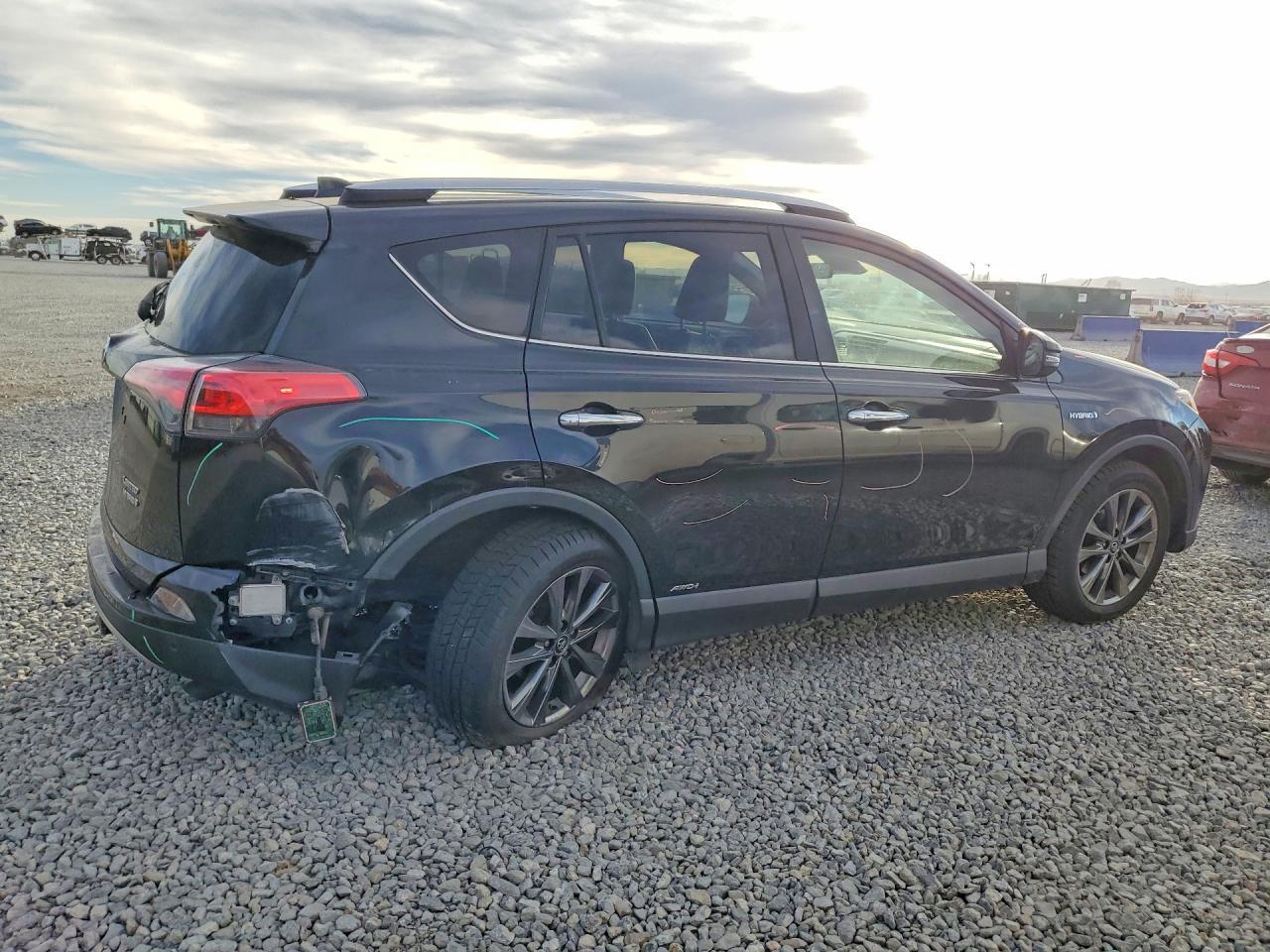2018 Toyota Rav4 Hv Limited - Фото 3