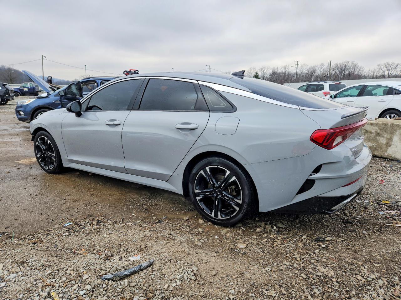 2021 Kia K5 Gt-Line - Фото 2