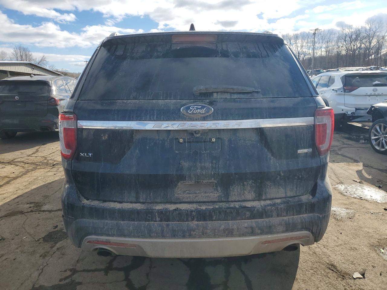 2017 Ford Explorer Xlt - Фото 6