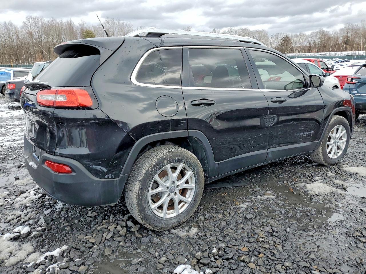 2015 Jeep Cherokee Latitude - Фото 3