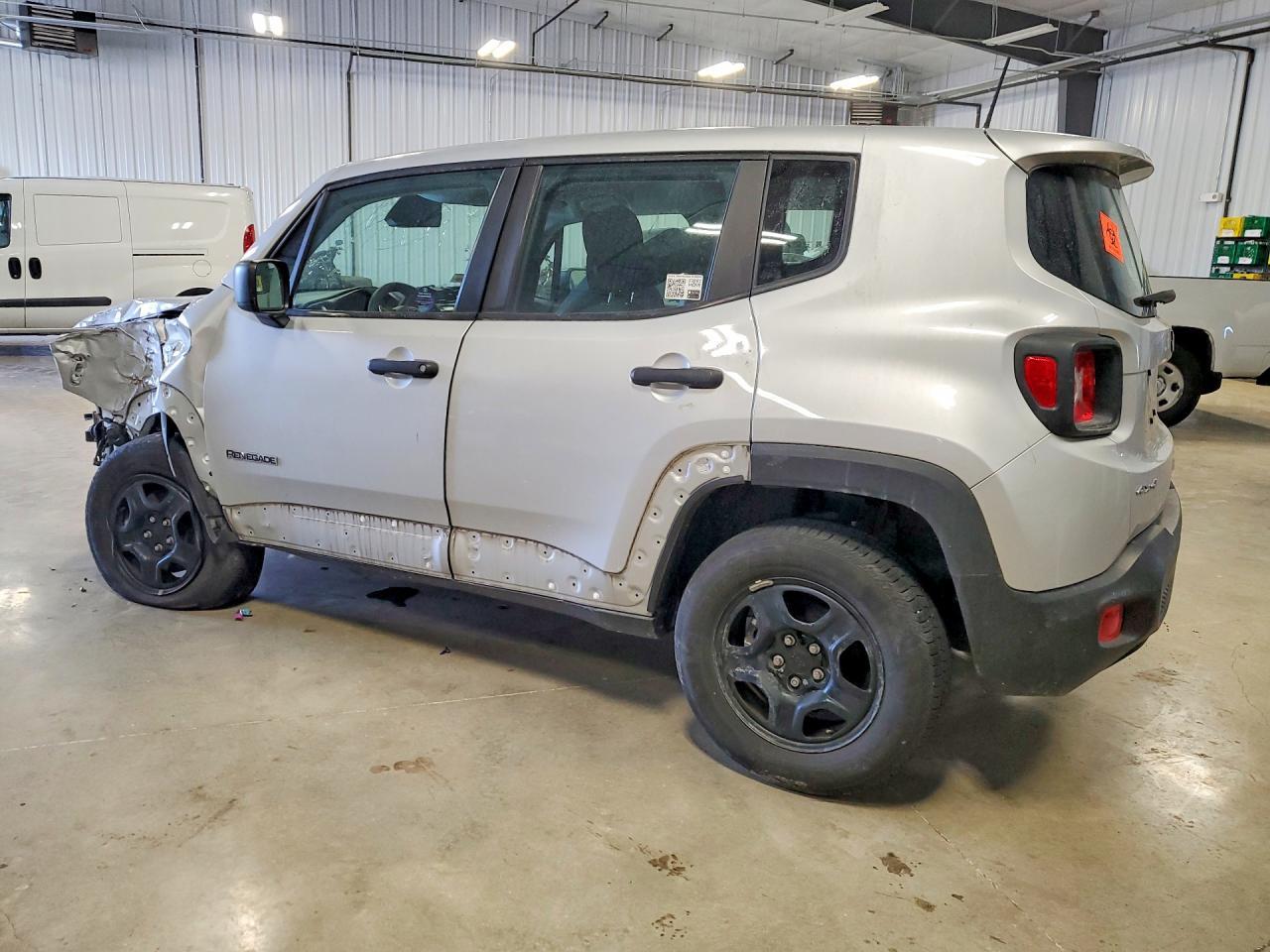 2021 Jeep Renegade Sport - Фото 2