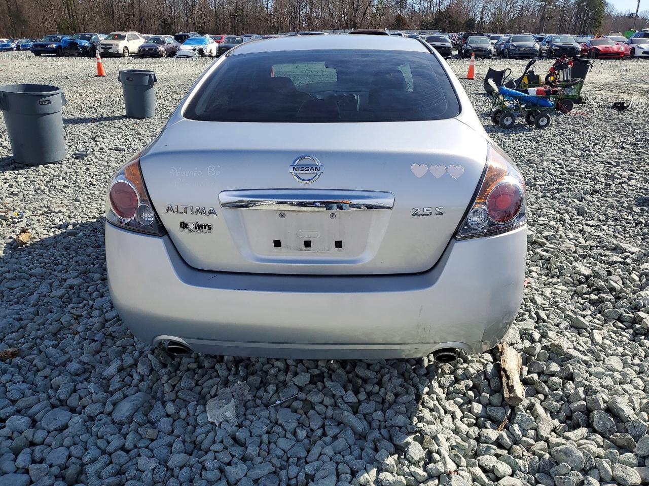 2010 Nissan Altima 2.5 - Фото 6