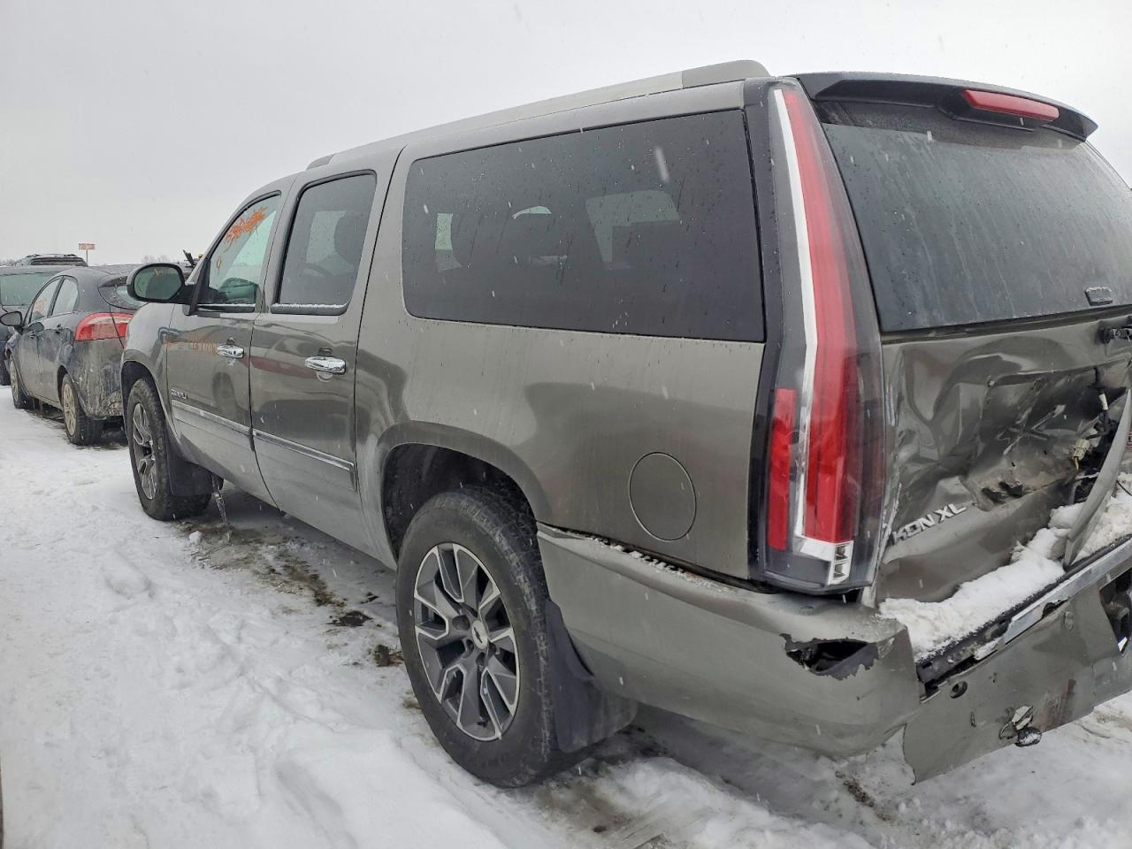 2012 GMC Yukon Xl Denali - Фото 2