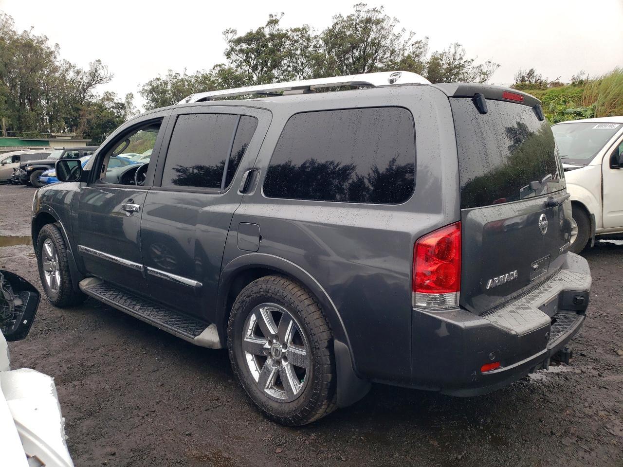 2011 Nissan Armada Platinum - Фото 2